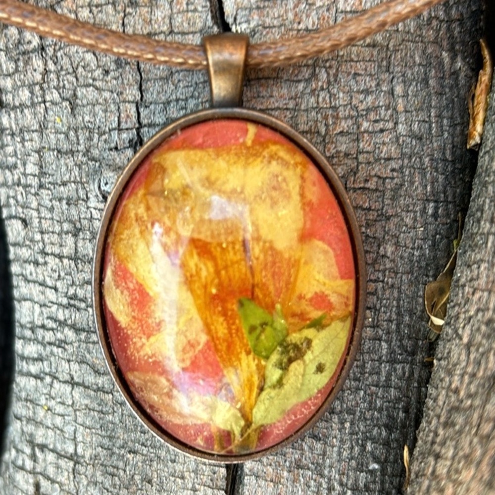 Handmade Desert Flower Pendant Cabochon